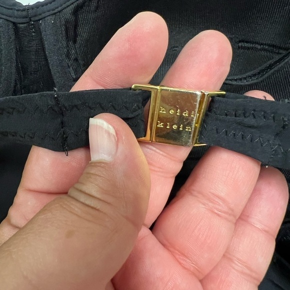 Heidi Klein Womens Gold Logo Clasp Backless Flutter Bust One Piece Swimsuit - Picture 11 of 11